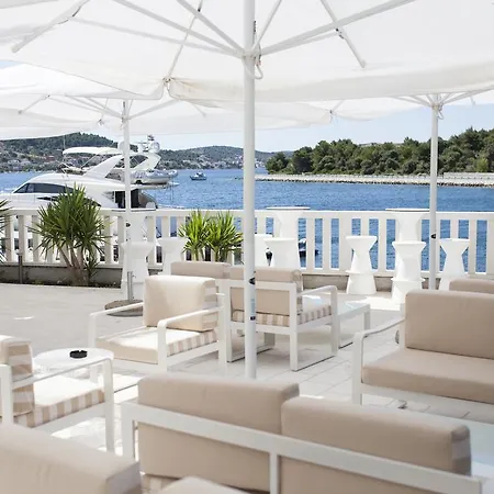 Perla Beach Resort