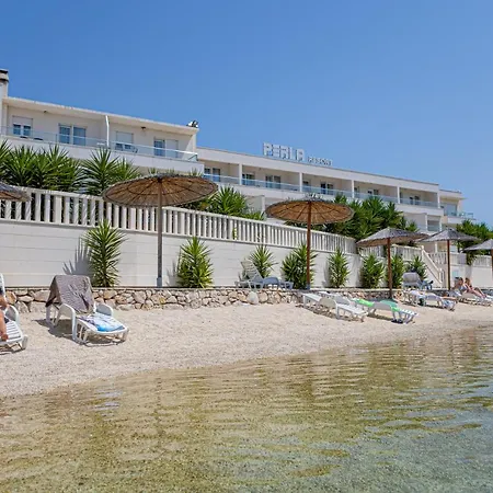 Perla Beach Resort 4*