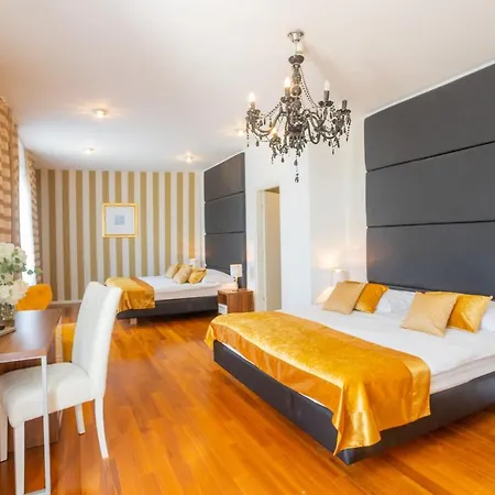 Perla 4* Rogoznica (Sibenik-Knin)