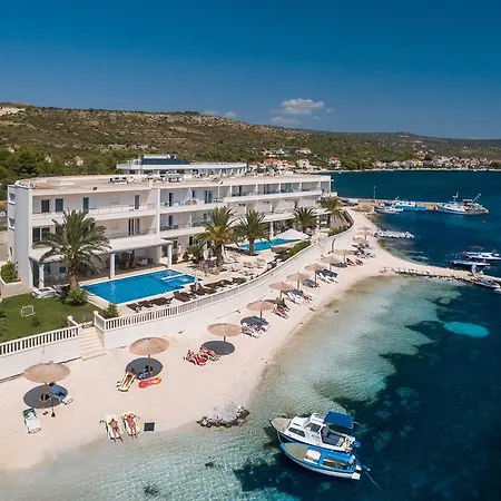 Apart Otel Perla Beach Resort 4*