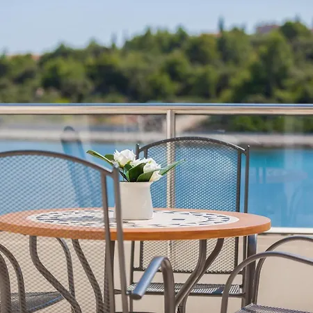 Lejlighedshotel Perla 4*