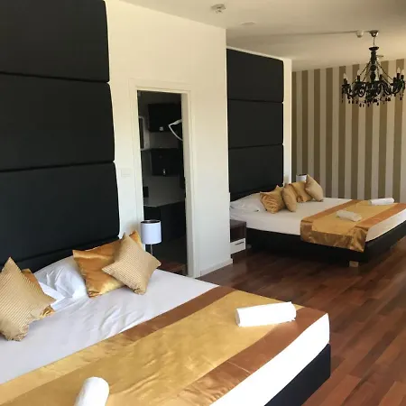 Perla Beach Resort 4*