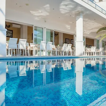 Perla Beach Resort 4* Rogoznica (Sibenik-Knin)