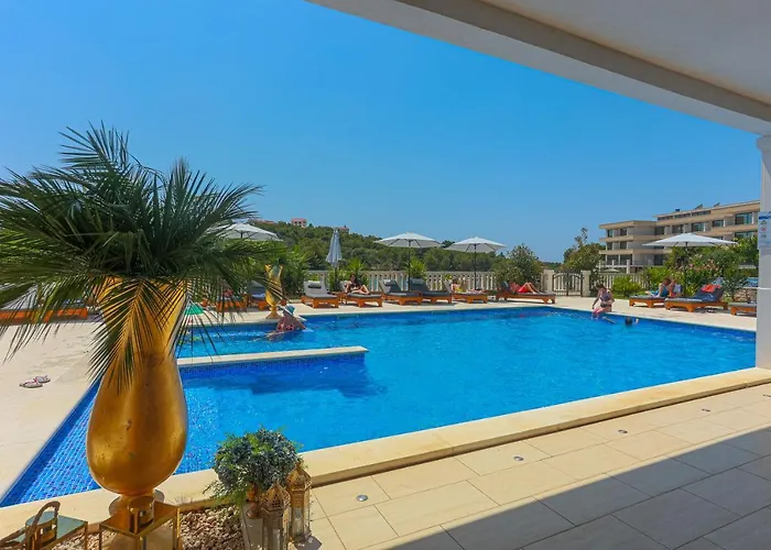 Perla Aparthotel Rogoznica (Sibenik-Knin)