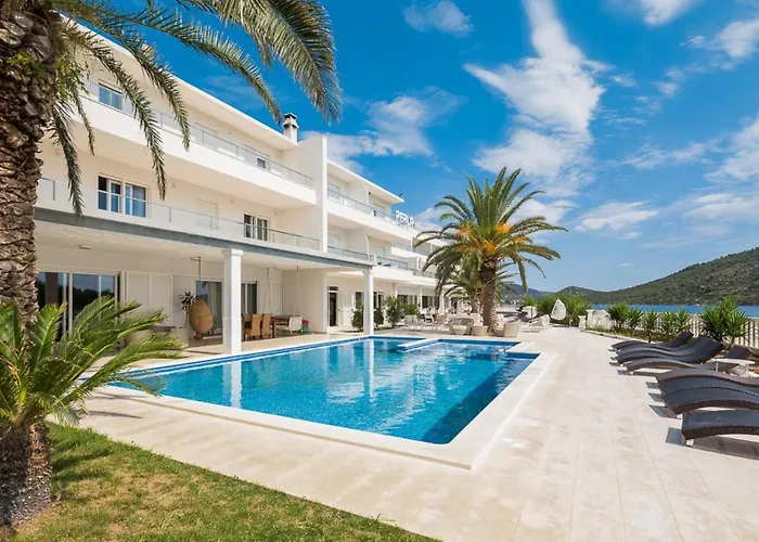 Perla Aparthotel Rogoznica (Sibenik-Knin)